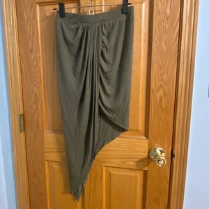 Akira Chicago asymmetrical skirt